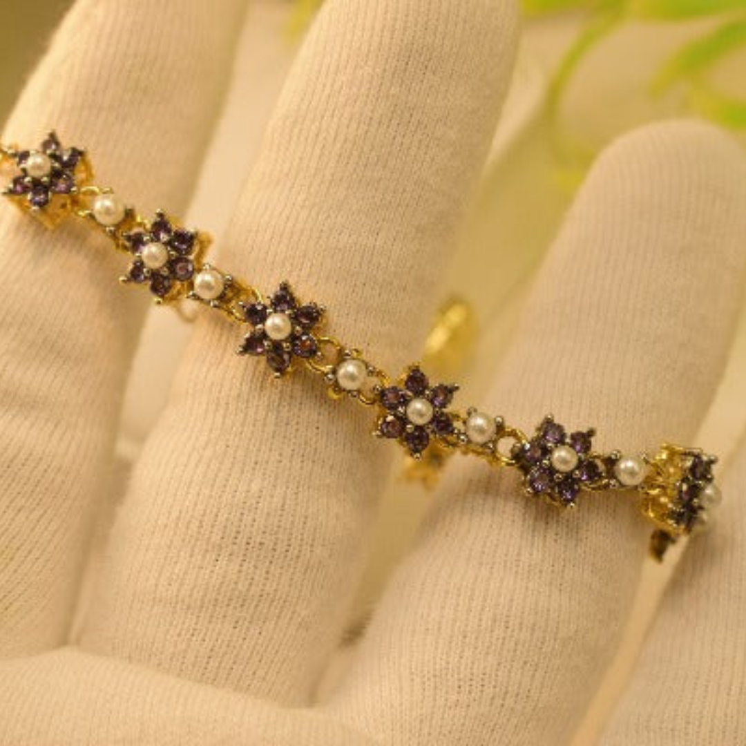 Stylish Design Real Stones Bracelet for Girls/Women